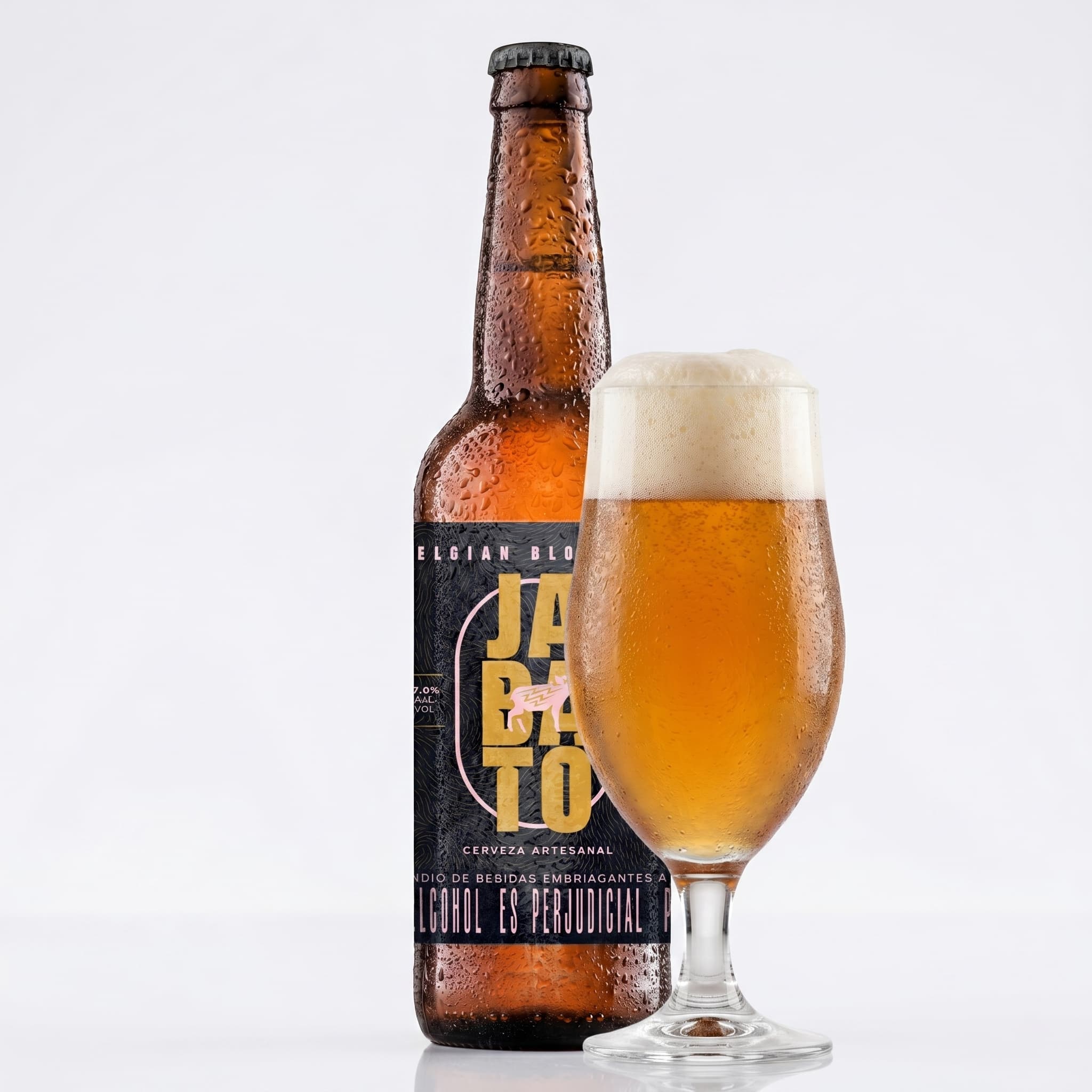 Botella Jabato Belgian Blond Ale 330ml con vaso servido — cerveza belga para descubrir nuevos parches